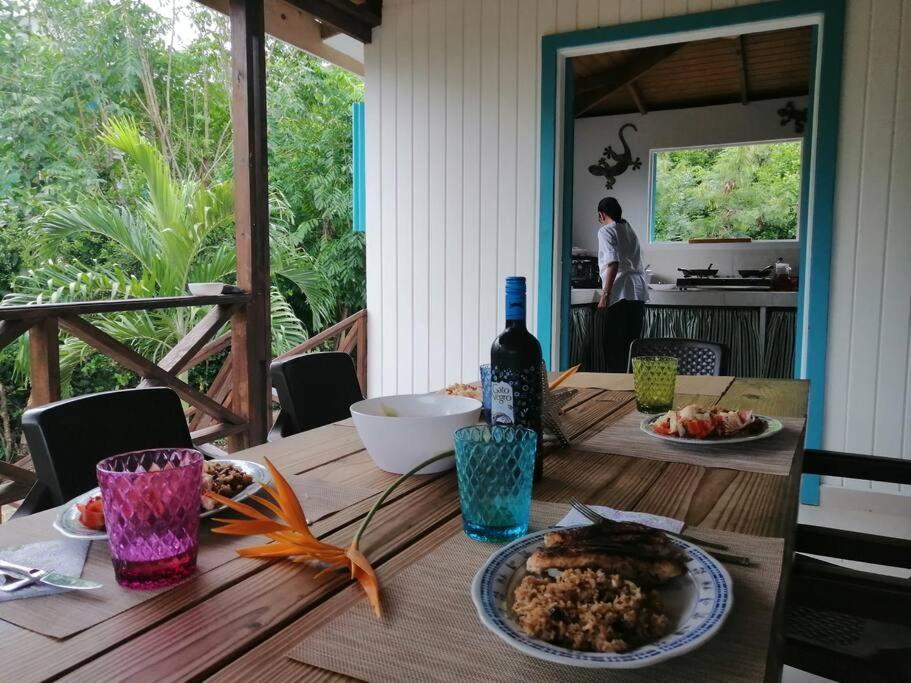 Mi Hermosa - Casa Islena A 70 Metros De La Playa Archibolds Exterior foto